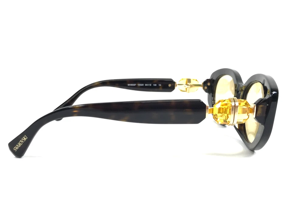 Gafas de sol Swarovski SK6002F 1002/8 Dark Havana monturas ovaladas lentes amarillas claras Foto 4 de 4
