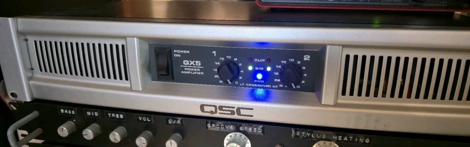 QSC GX5 Power Amplifier - 8ohm 500w | 4ohm 700w - Image 2 of 4