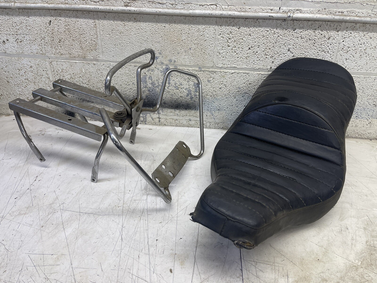 Harley Shovelhead FLH Electraglide Buddy Seat, Grab Rail, Rack For 4