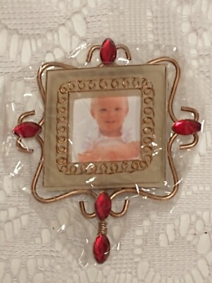 Avon Products Inc Gift Collection Magnet Frame Ornament 2001 tblaf1