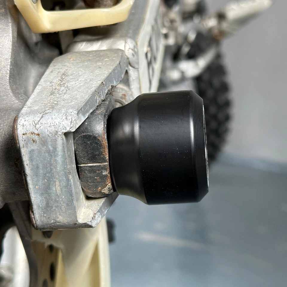 Защита от аварий для заднего колеса шпинделя ползунка для HONDA XR650R CR125R CR250R - Изображение 4 из 4