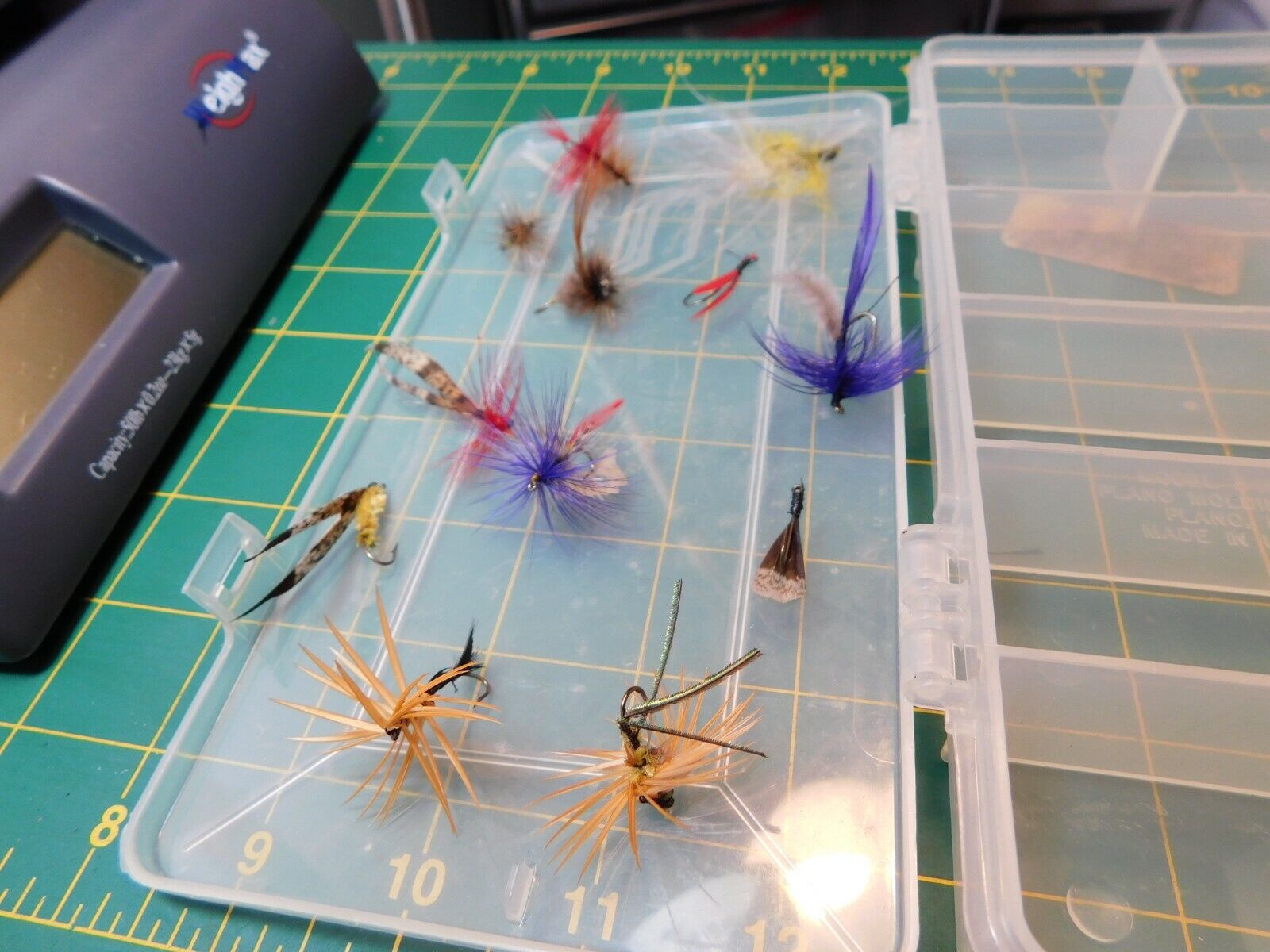 12Mixed lot feathered Hand Tied Fly Fishing Lures w/Hooks and Storage Case eBay