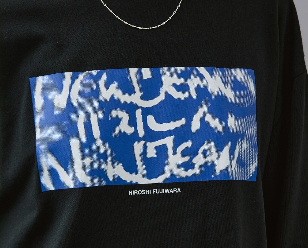 NewJeans x Hiroshi Fujiwara Coller Long Sleeve T-Shirt Ver NewJeans x Hiroshi Fujiwara Coller Long Sleeve T-Shirt Ver