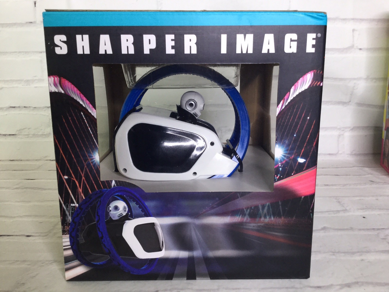 Sharper Image 2.4GHz RC Remote Control XTreme Vortex Race Vehicle LED