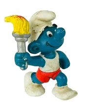 Torchbearer Smurf - 1978 Vintage PVC Figure Schleich Peyo Hong Kong
