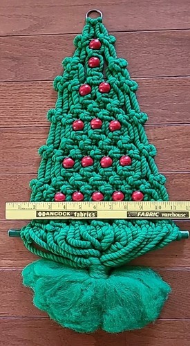 Vintage Macrame Christmas Tree Wall Hanging Boho MCM Green with Red Beads 21” - Picture 8 of 8