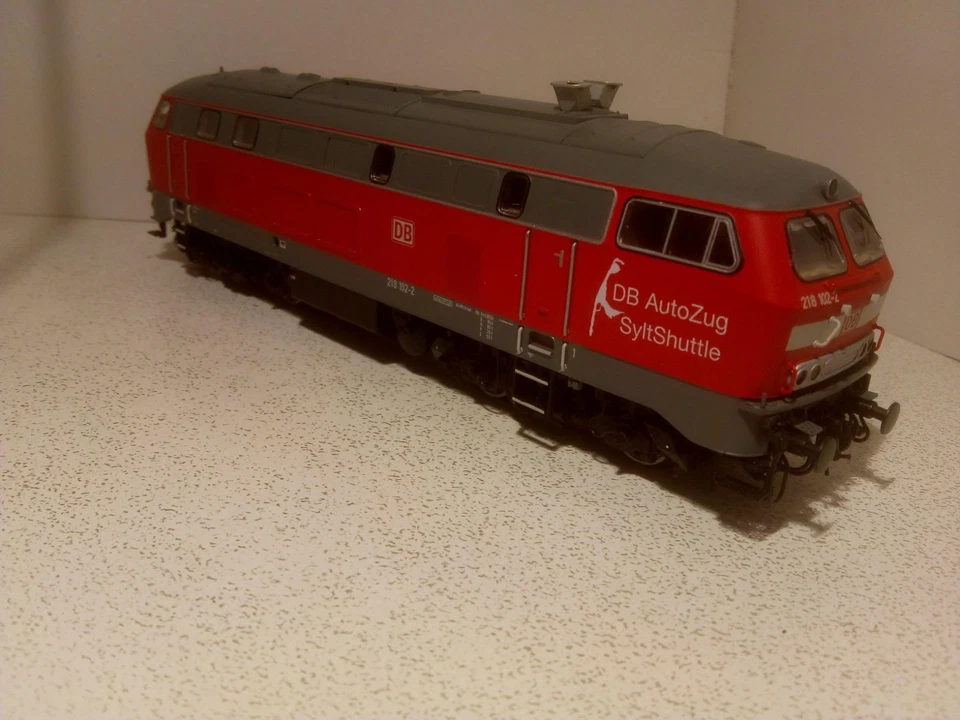 ESU-H0-Diesellok 218 102-2 „Sylt-Shuttle“ verkehrsrot digital Sound AC/DC EVP - Bild 4 von 4