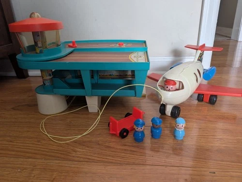 Fisher Price Little People Play Family Airport 1972 #996 With Airplane Vintage