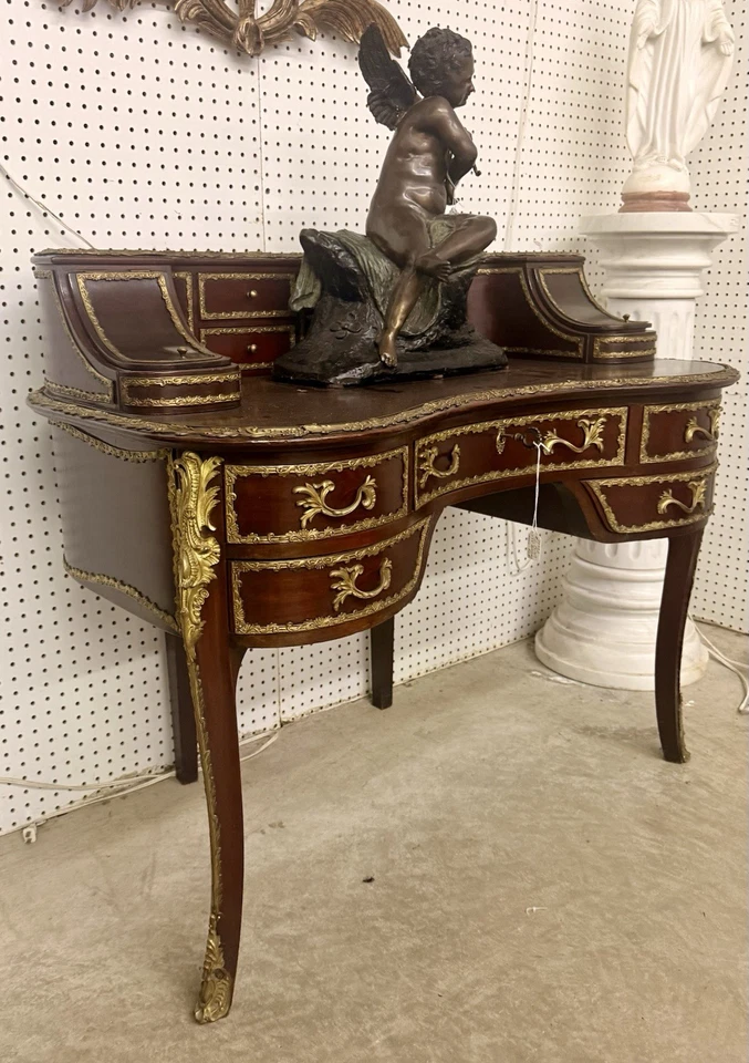 Antiguo escritorio francés estilo Luis XV mesa caoba bronce Ormolu circa 1860 Foto 4 de 4