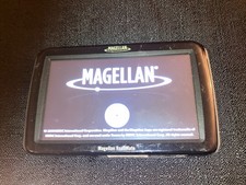 Magellan RoadMate 5045-LM Automotive Mountable DC Charger included Bundle