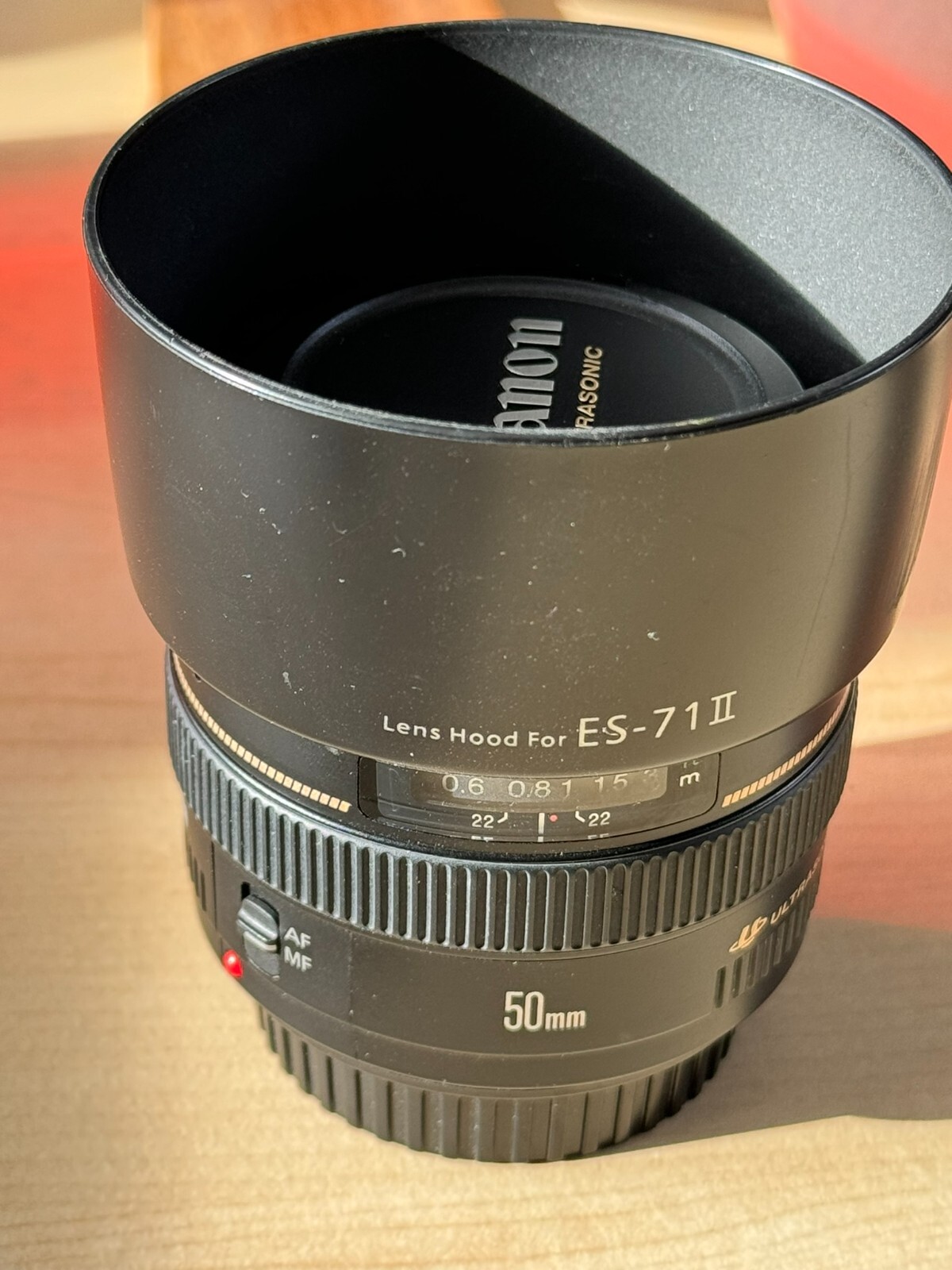 Canon EF 50 mm F/1.4 EF USM with lens hood, skylight and polarising