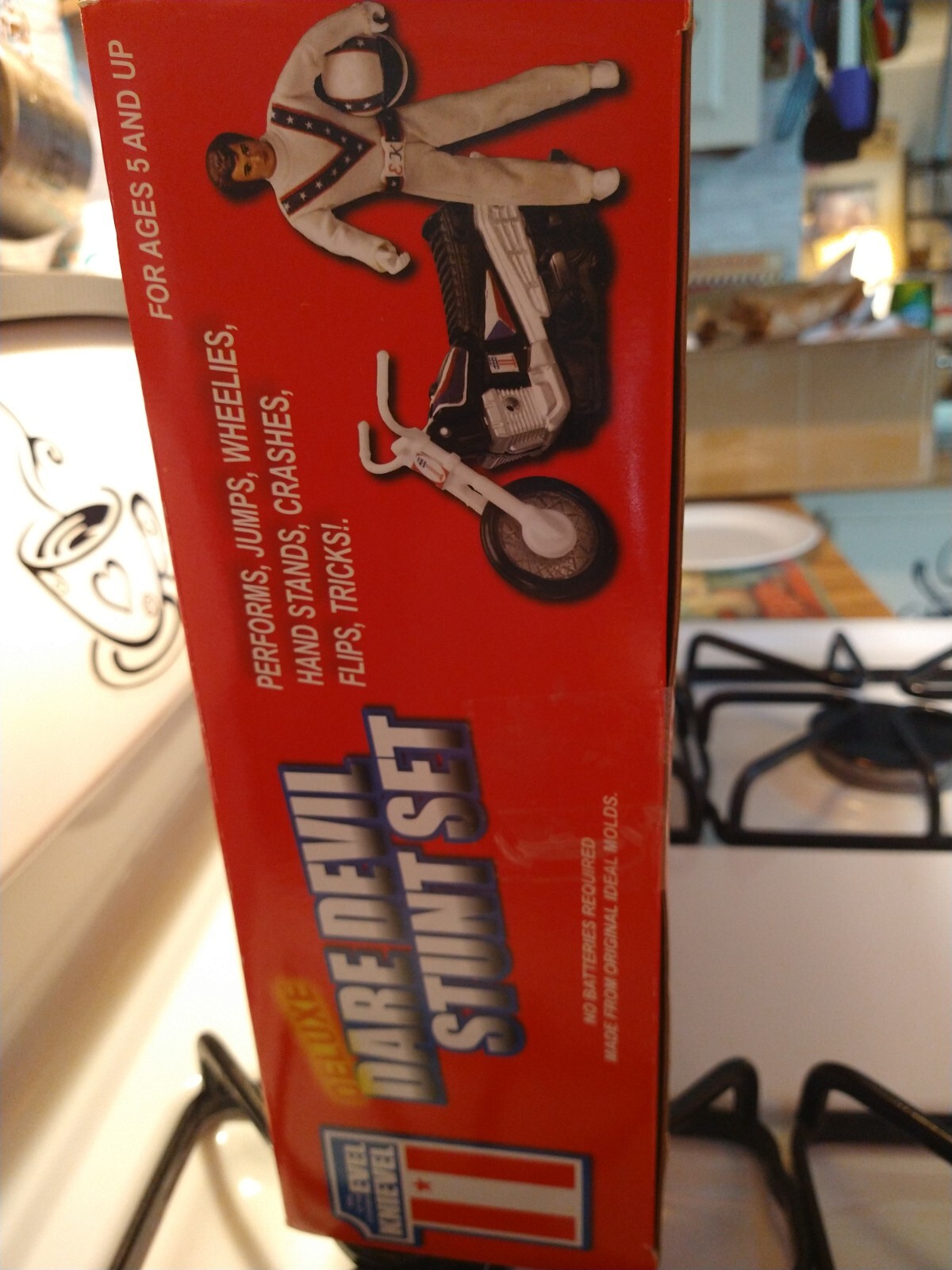 NEW IDEAL EVEL KNIEVEL ACTION FIGURE & EVIL LAUNCHER & STUNT CYCLE NEW