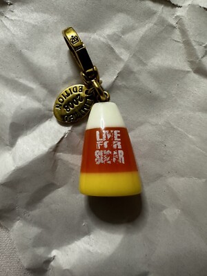 2008 JUICY COUTURE LIVE FOR SUGAR LIMITED EDITION CANDY CORN KEYCHAIN RARE