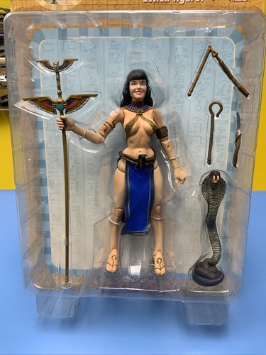 RARE NEW SEALED 2004 Dark Horse Deluxe 7" Bettie Page Cleopatra Action Figure - Picture 2 of 16