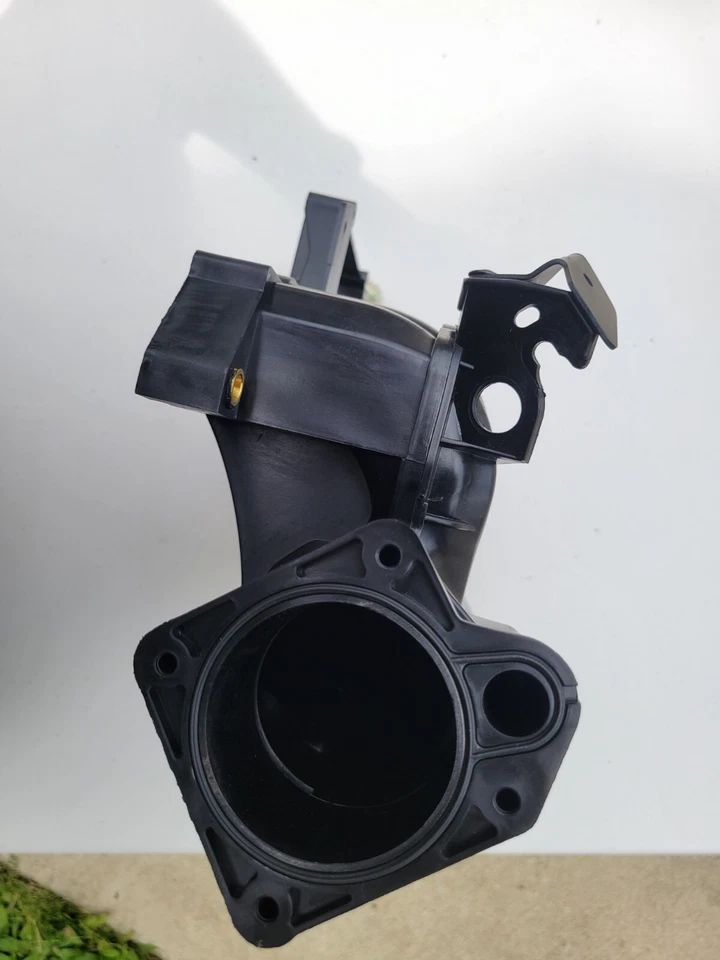 Colector de admisión de motor Dorman 615-195 compatible con modelos seleccionados de Ford/Mazda Foto 3 de 3