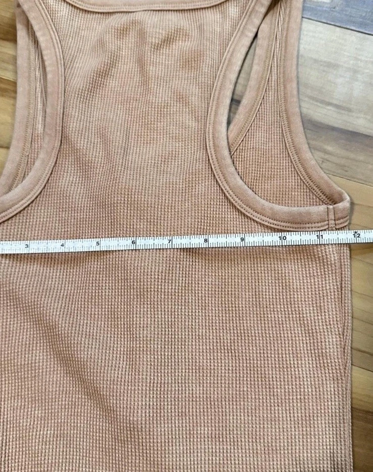 Aerie Tan 华夫格针织背心带纽扣 XS 码弹力 Y2K 时尚垃圾 — 第 4/4 张图片