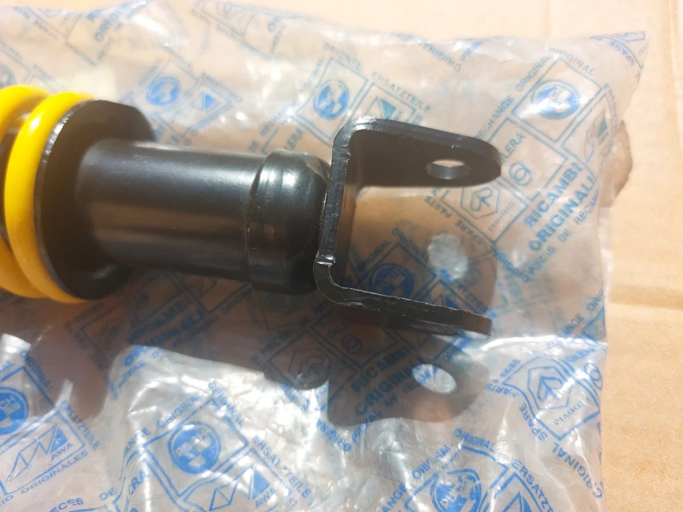 Ammortizzatore Post. Piaggio Zip SP Cod 561800 Originale Piaggo Telaio ZAPC11 - Immagine 3 di 4