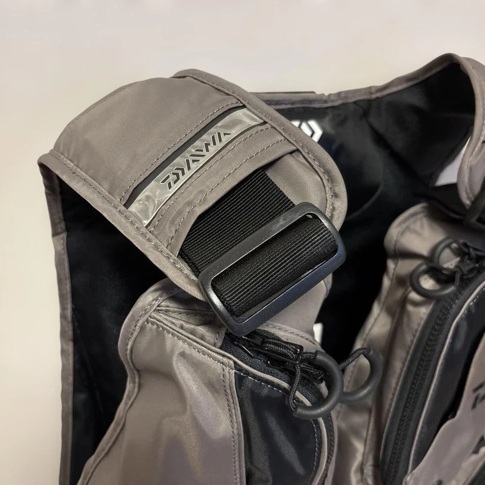 Chaqueta Flotante Daiwa Traje de Neopreno Natación Snorkel Hombres Mujeres Foto 4 de 4