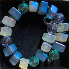 wunderschöne Langani-Kette in Blautönen