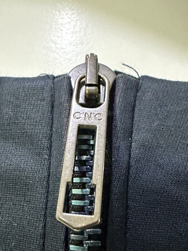 CNC DISFRAZ NACIONAL CUELLO EN V SIN MANGAS FUNDA VESTIDO NEGRO TALLA 26/40 PEQUEÑO Foto 3 de 4