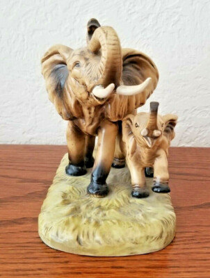 Vintage Japan Clover Mark Elephant With Baby Ceramic Figure