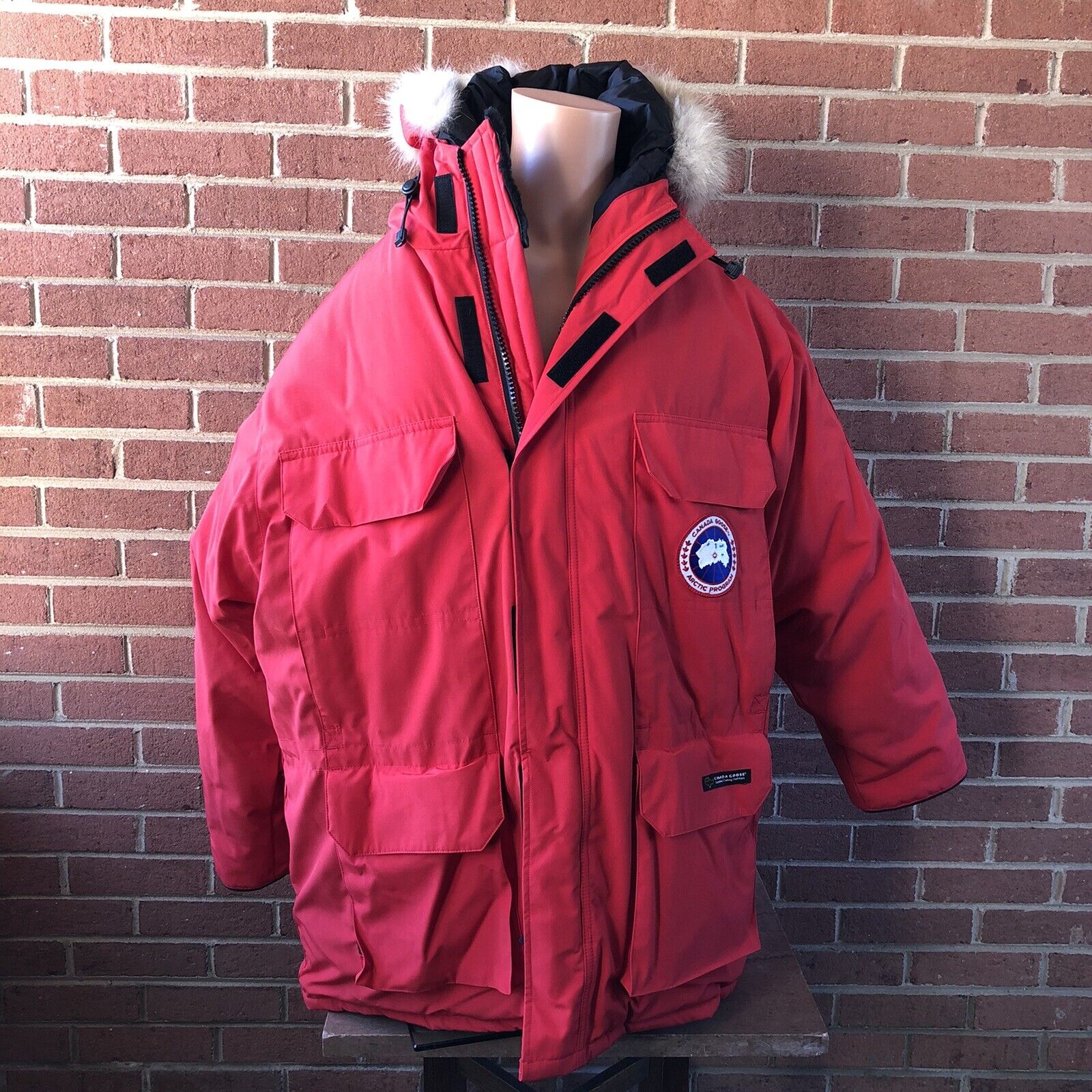 NEW Canada Goose Mens 4565M EXPEDITION PARKA Size XL Red New w ...