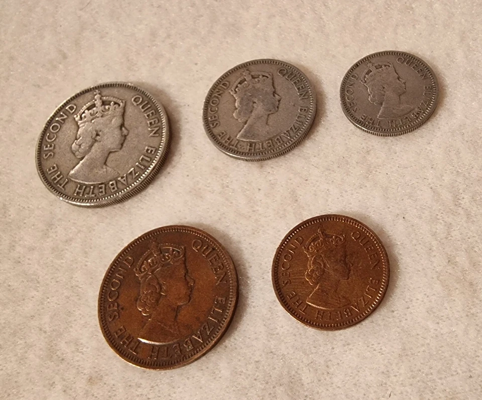 Cyprus 1955 QEII Complete Set Of Circulated Coins (3, 5, 25, 50 & 100 Mils) - Image 2 of 4