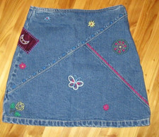 Gap Girls 8 Side Zip Embroidered Denim Skirt Great Preowned Condition