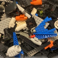 LEGO AIRPLANE PIECES PARTS WINGS city airport helicopters Random 50 Part Lot