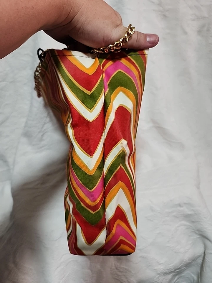 Vintage 60s/70s Mod Psychedelic Canvas Tote Bag Purse With Gold Chain Handle - Image 4 of 4