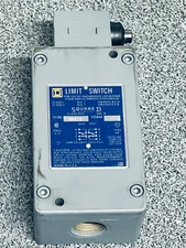 Square D 9007CR61G Limit Switch by Schneider Electric