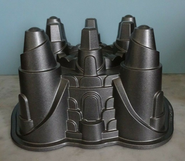 Nordic Ware CAST Metal CASTLE Cake BUNDT PAN 10 Cup Mold MADE in USA eBay