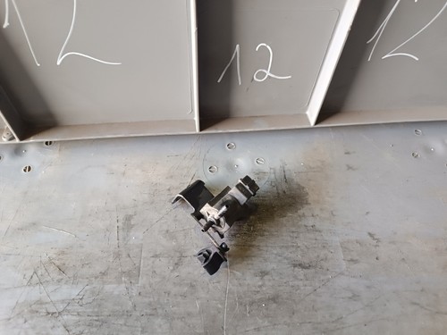 Orig. Audi A6 4B VW Seat Elektroventil Magnetventil Unterdruckventil 077906283