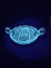 Vintage American Brilliant 8" Double Handled Clear Bowl/GLOWS BRIGHT