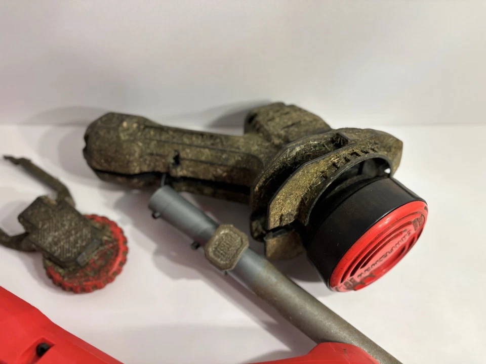 *FOR PARTS OR REPAIR* CRAFTSMAN CMCST915 20V Max 10-in String Trimmer and Edger - Image 2 of 4