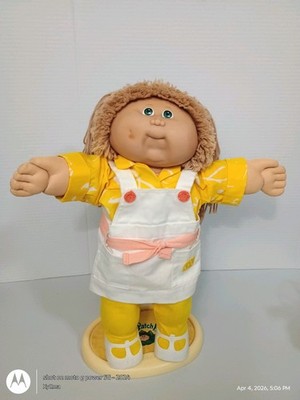 Cabbage Patch Kids Rare Lions Maine Girl HFT white Outfit