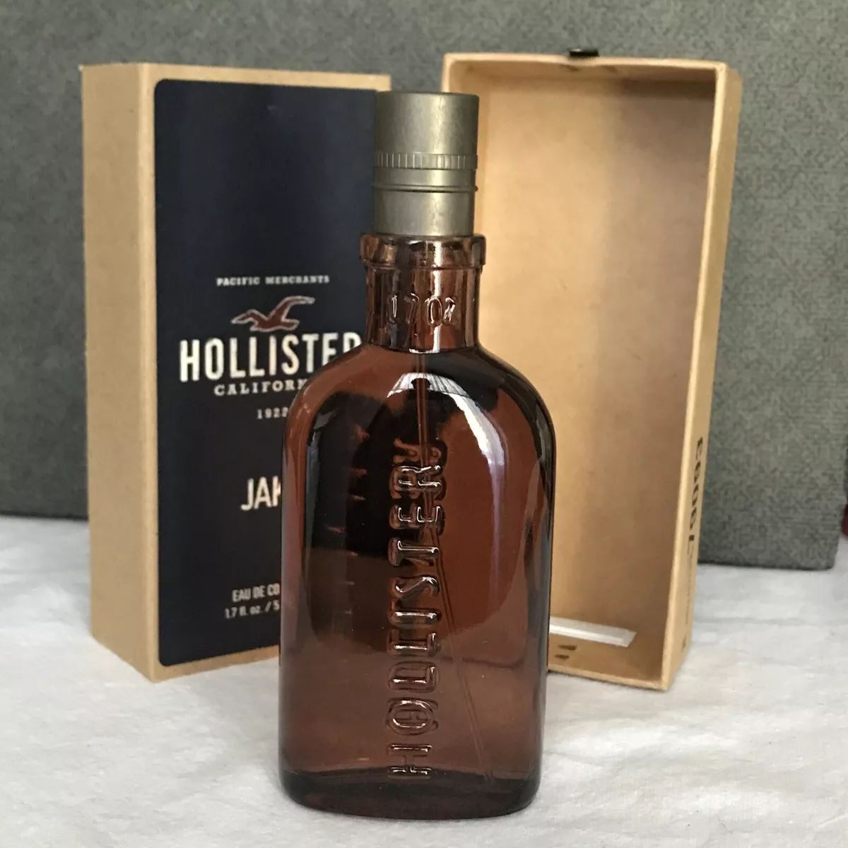 Hollister Co. Men s Jake Eau de Cologne 1.7 Fl oz 50 mL Brown Bottle Vintage