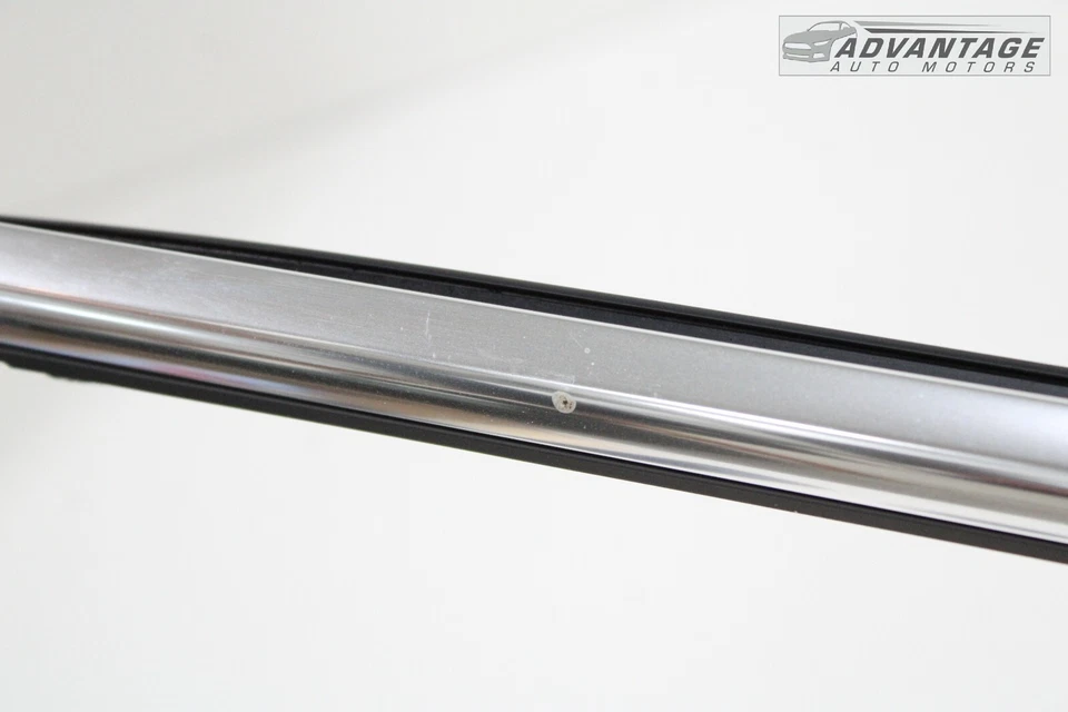 2017-2019 VOLKSWAGEN GOLF ALLTRACK REAR LEFT SIDE DOOR WINDOW BELT MOLDING OEM - Image 4 of 4