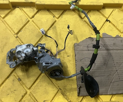 10-12 Lexus ES350 Left Driver Front Mirror Motor Actuator W/metal Frame For Part