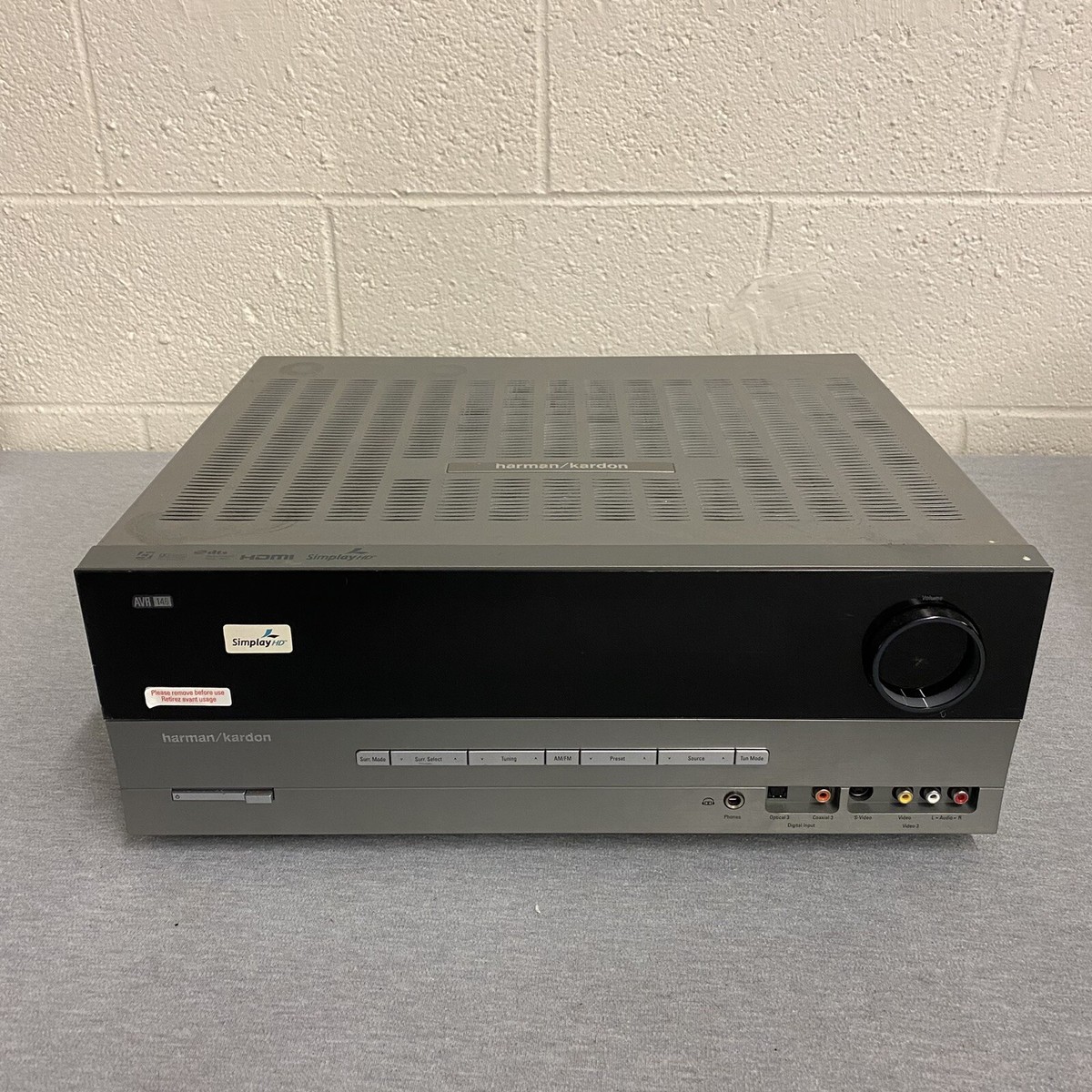 Harman Kardon AVR-146 (AVR146) Stereo AV Receiver (235 W) (No Sound)