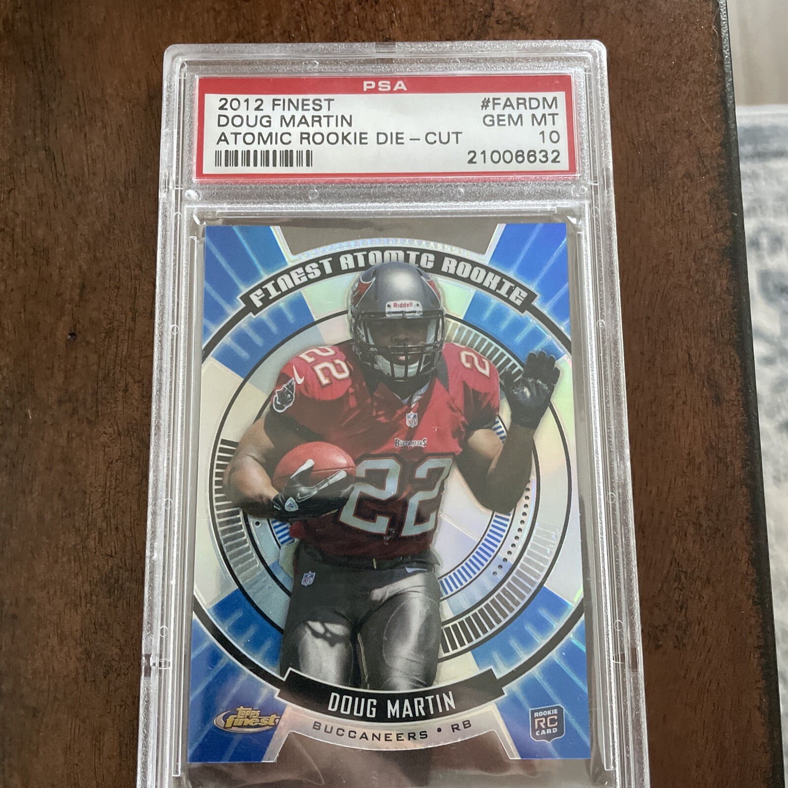 Doug Martin Finest Atomic Rookie Die-Cut #FARDM Base