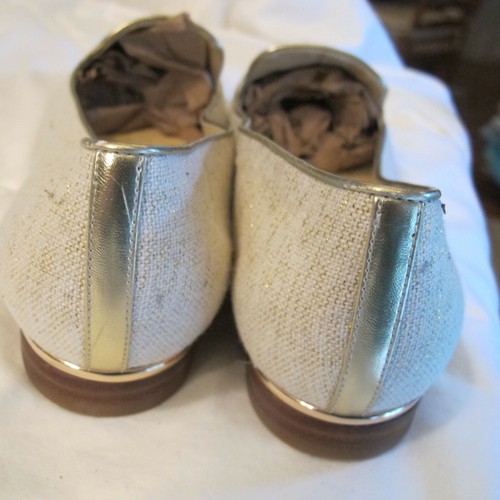 C Wonder Womens Cream/Gold " Bee Happy" Flats.Size 6.NWT Cute as Can Be! - Picture 3 of 5