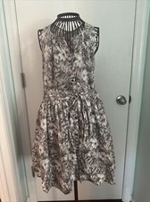 Gap 4 gray floral button down fit and flare dress