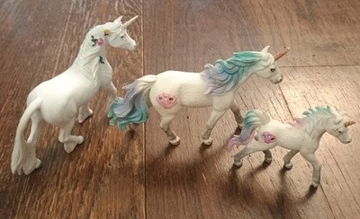 Lot 3 Schleich Bayala Rainbow Unicorn Stallion Colt Family Horses Seashell Roses