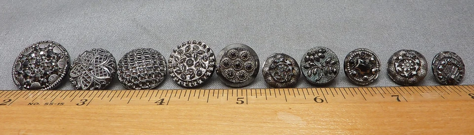 10 botones antiguos vintage de vidrio negro de 1/2" a 13/16" (juego 49) Foto 2 de 4