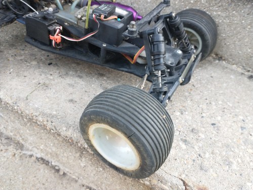 TRAXXAS 1/10 Nitro sport TRX 3.3 2wd Stadium Truck EXTRA PARTS GOOD ROLLER - Picture 10 of 17