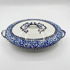 Wood And Sons England Burlington Covered Dish Blue White Discontinued Antique