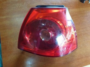VW GOLF VIII CD1 Rücklicht hinten rechts 1K6945096E 2.00 Diesel 2005 33980580