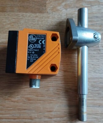 IFM O1D102  Optischer Abstandssensor O1DLF3KG/IO-LINK mit Halter 