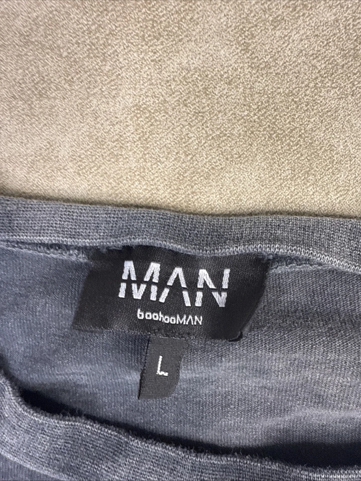 Boohoo Man 衬衫全球酸洗头骨眼镜蛇图案 T 恤男式 L 码 — 第 2/4 张图片